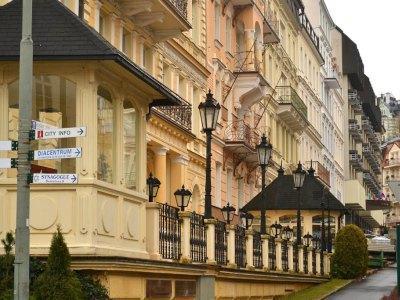 Krivan Hotel Karlovy Vary Exterior foto